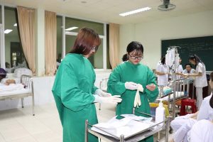 tuyển sinh trung cấp điều dưỡng đa khoa