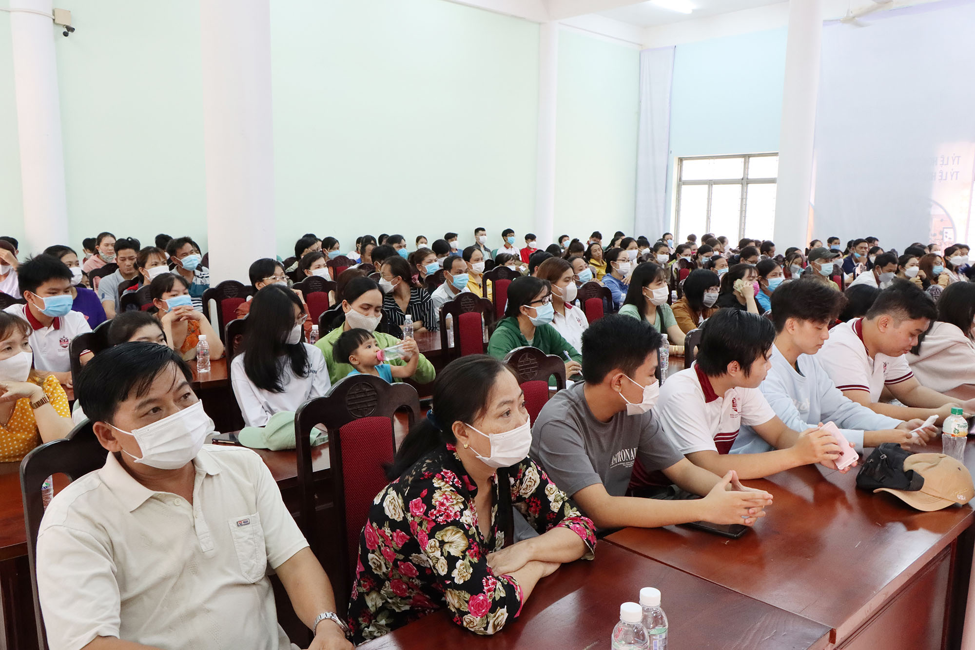 truong bach khoa sai gon to chuc tu van to hop mon thpt va huong dan cap bu tien hoc phi khoa 14 va khoa 15 2