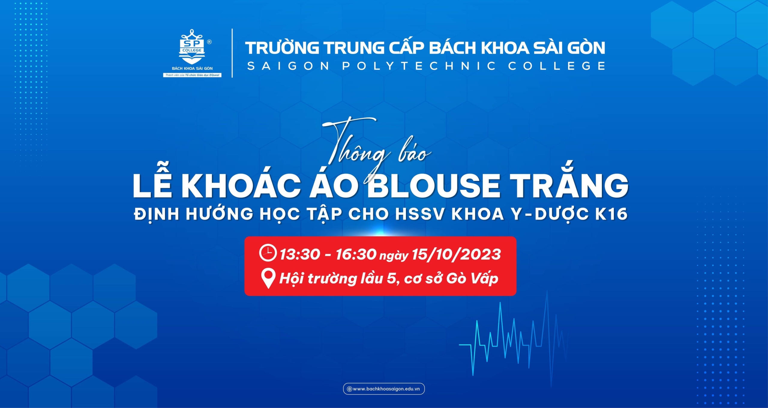lễ khoác áo blouse trắng